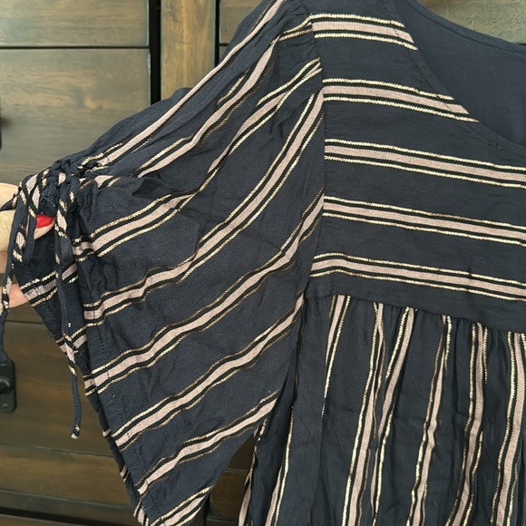 Anthropologie Navy and Mauve T-shirt Blouse with Metallic Stripe - Picture 2 of 6